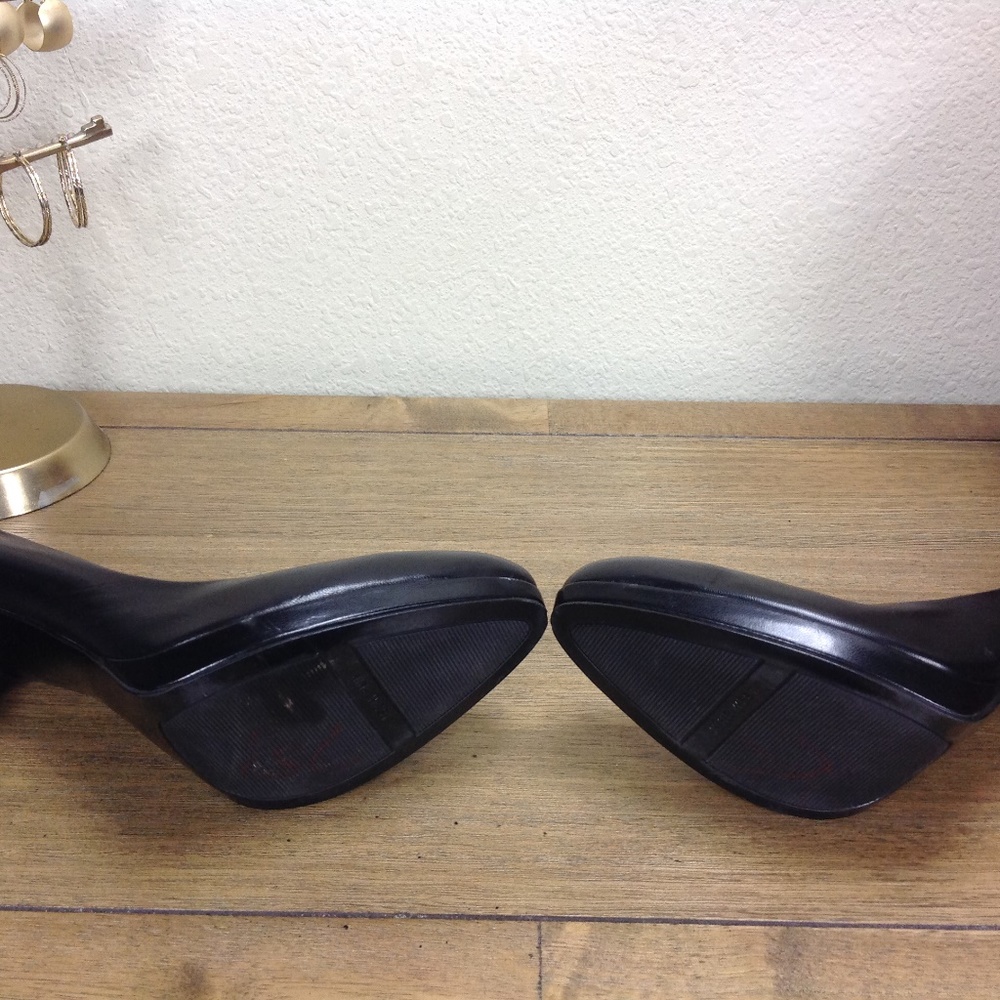 Nine West Black Leather Almond Toe Platfor… - Picture 6 of 7